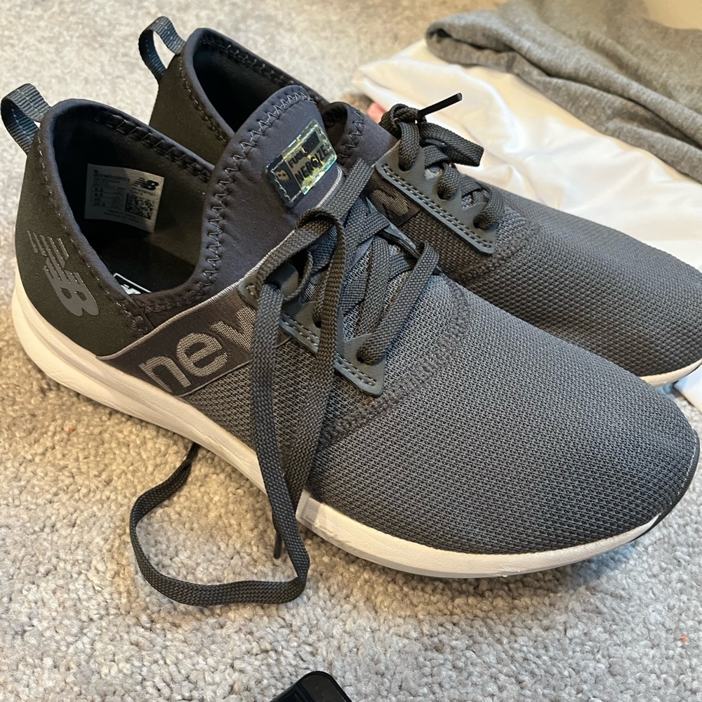 Grey New Balance shoes size 8.5